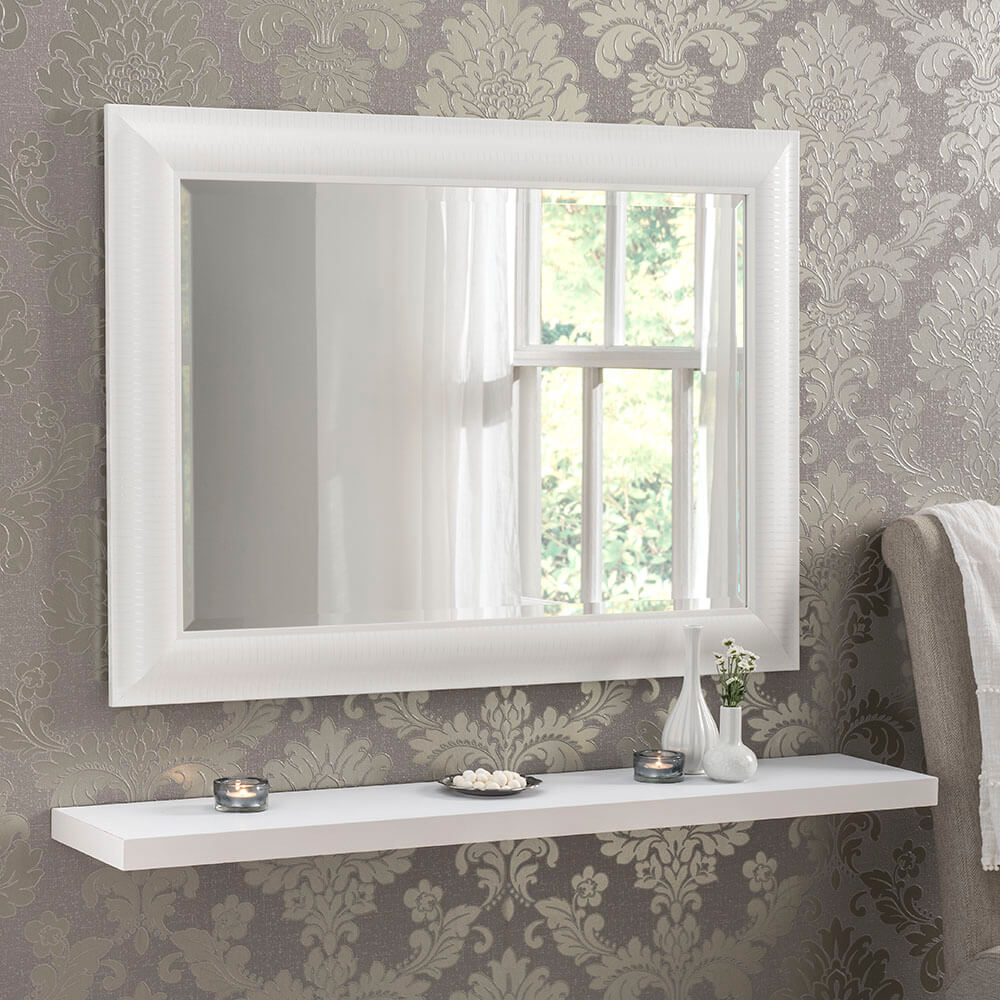 YG 226 white MirrorZone